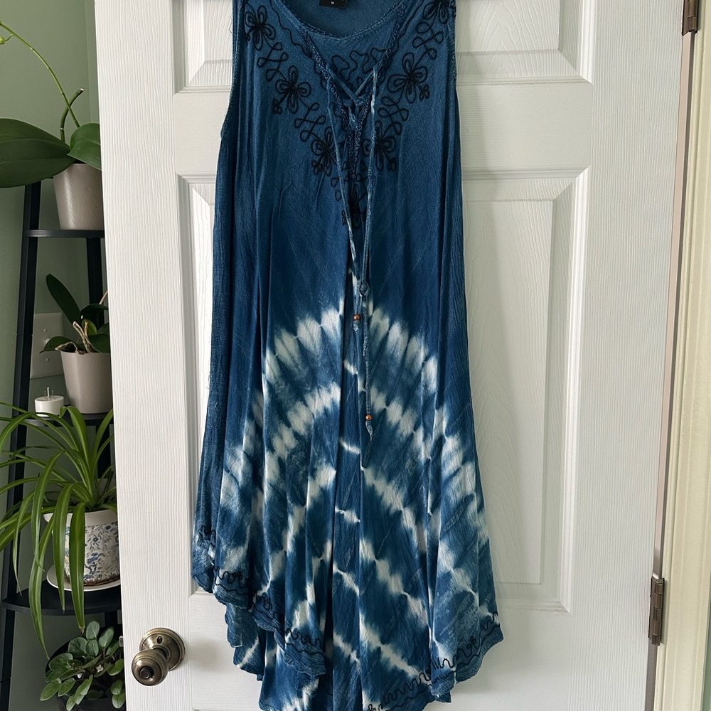 Blue and White Tie-Dye Sleeveless Dress